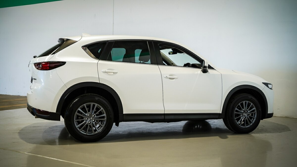 Mazda Cx-5 image 4
