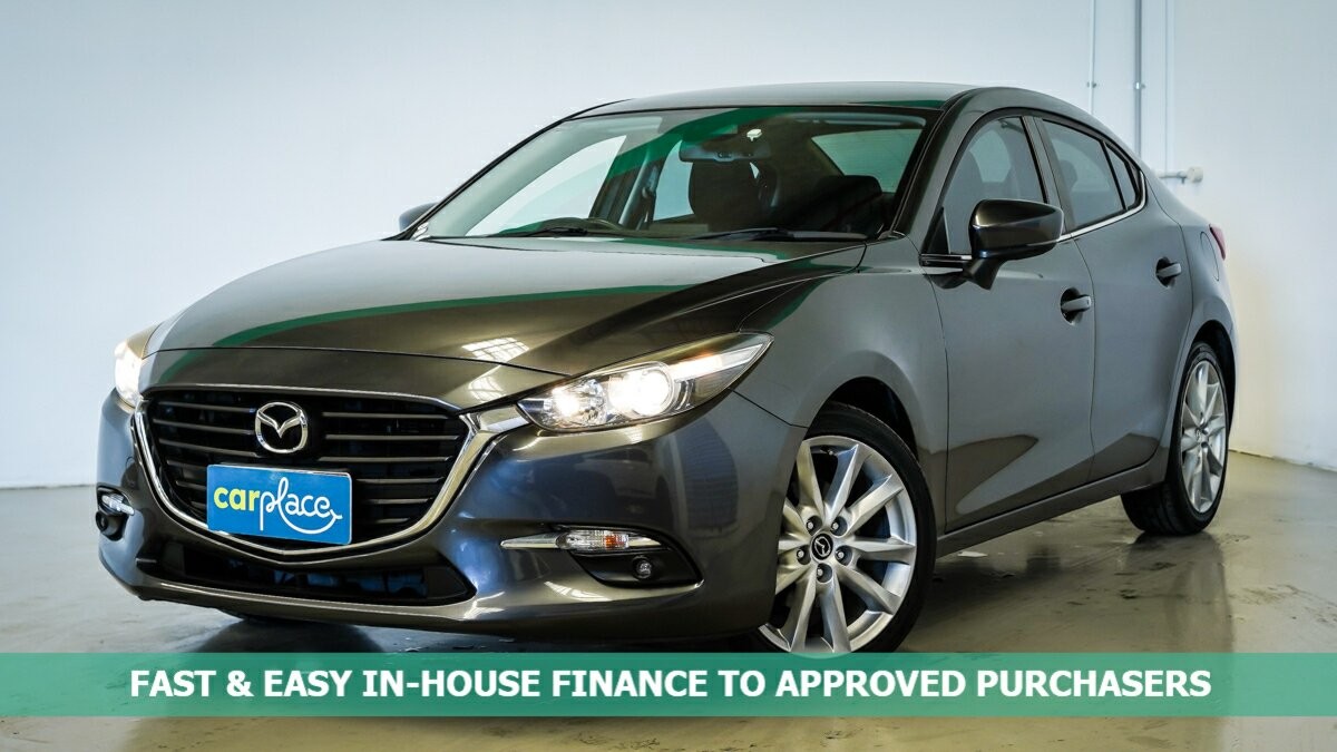 Mazda 3 image 1
