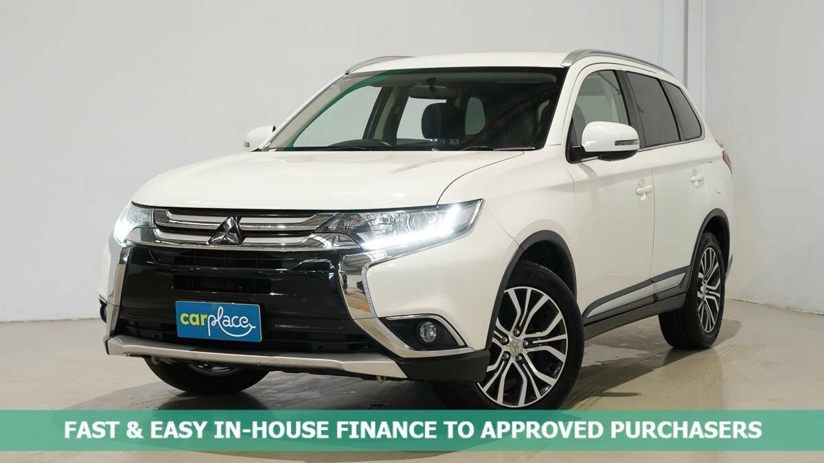 Mitsubishi Outlander image 1