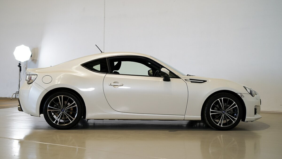 Subaru Brz image 4