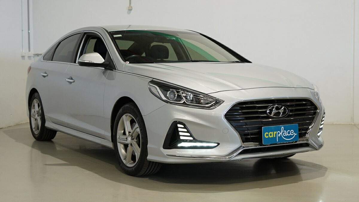 Hyundai Sonata image 3