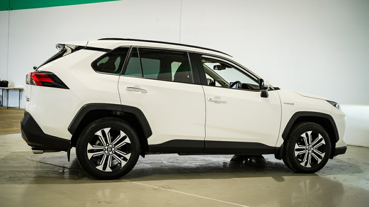 Toyota Rav4 image 4