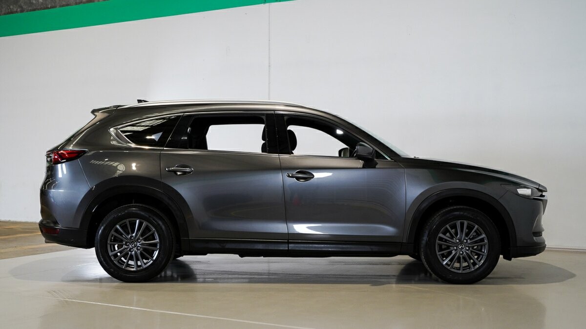 Mazda Cx-8 image 3