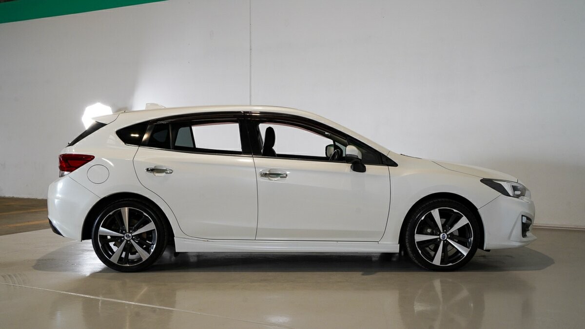 Subaru Impreza image 3