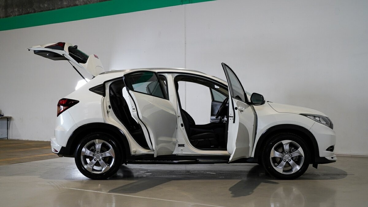 Honda Hr-v image 4
