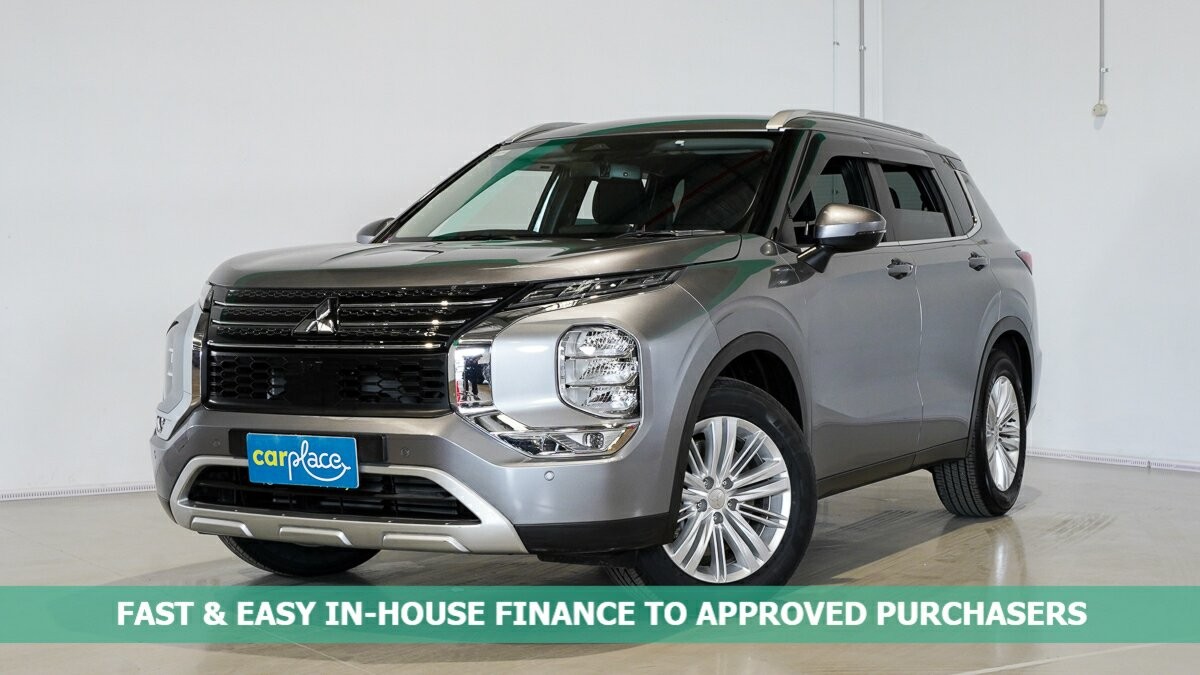 Mitsubishi Outlander image 1
