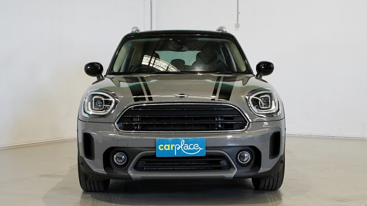Mini Countryman image 2