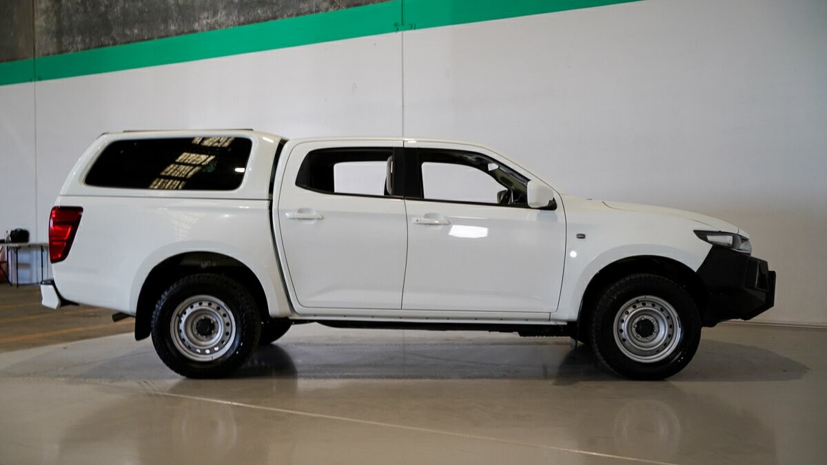 Mazda Bt-50 image 3
