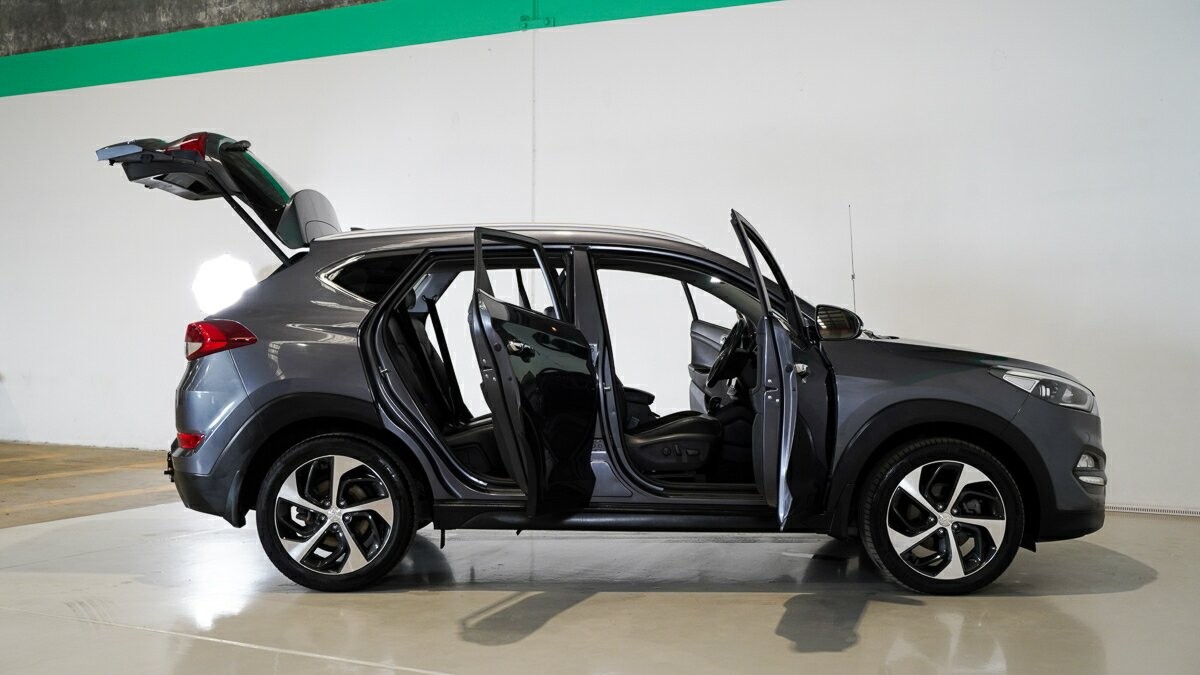 Hyundai Tucson image 4