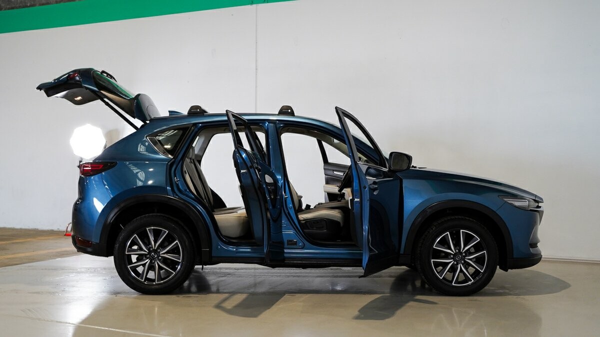Mazda Cx-5 image 4