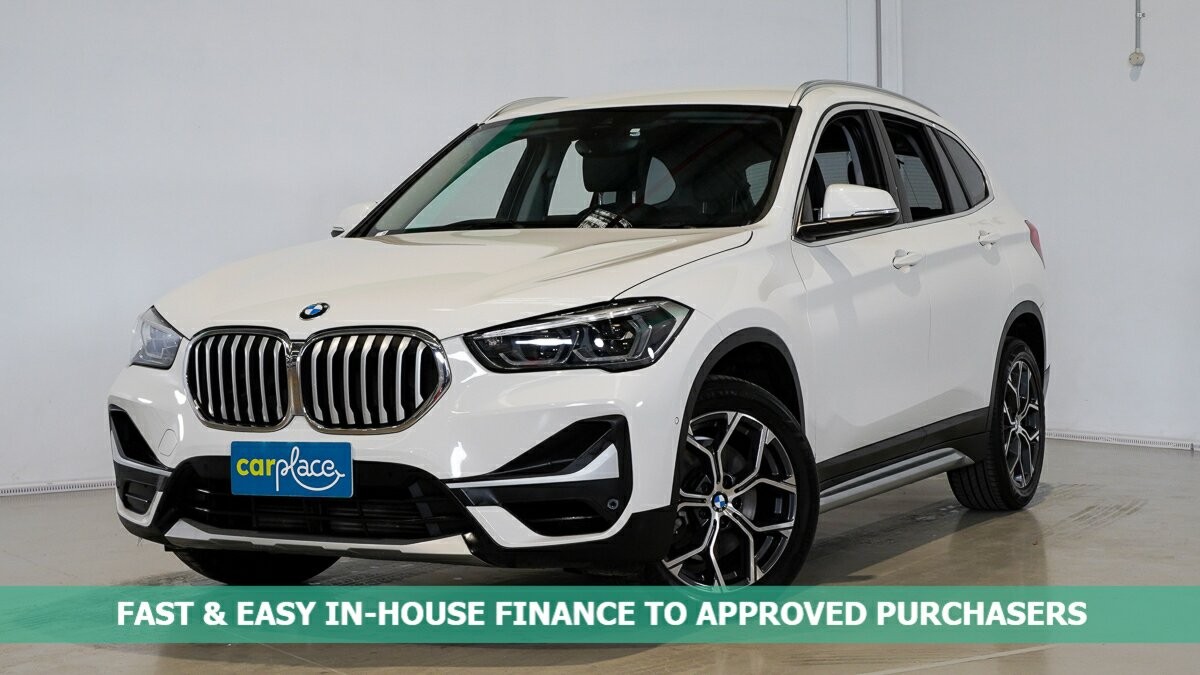 BMW X1 image 1