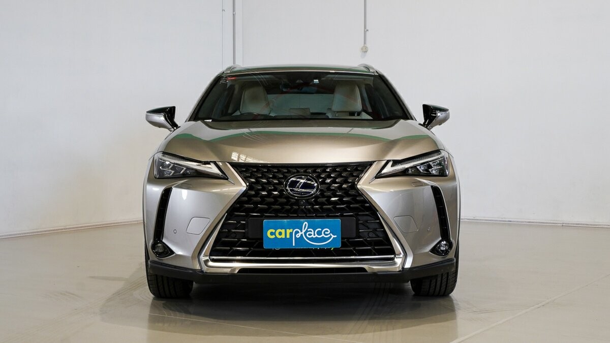 Lexus Ux image 2
