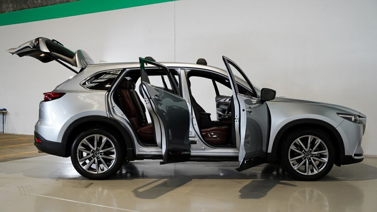 Mazda Cx-9 image 4