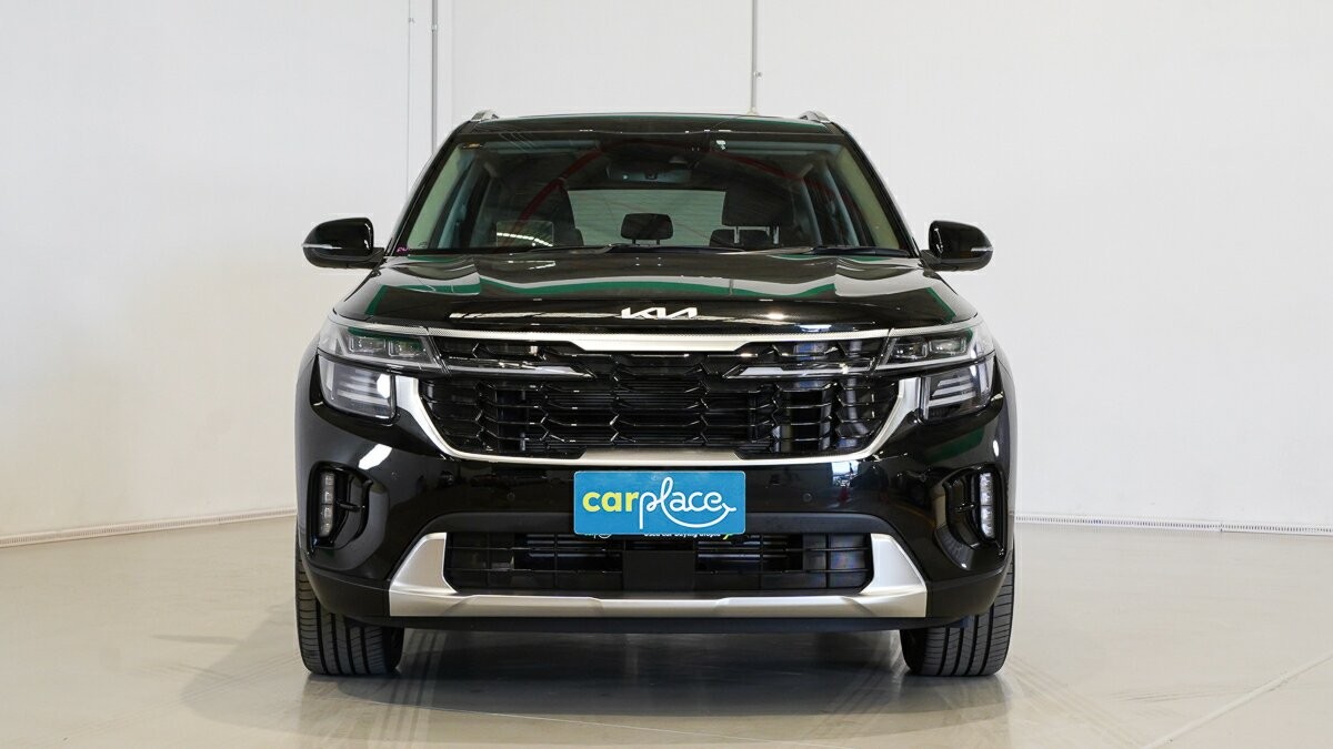 Kia Seltos image 2