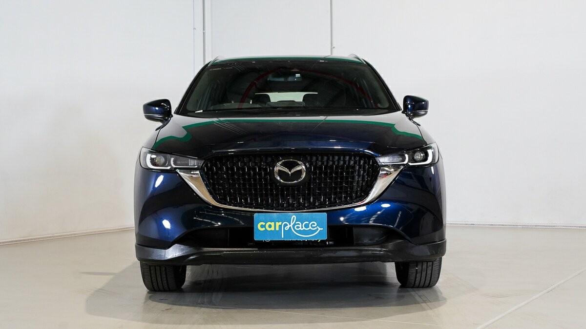 Mazda Cx-8 image 2