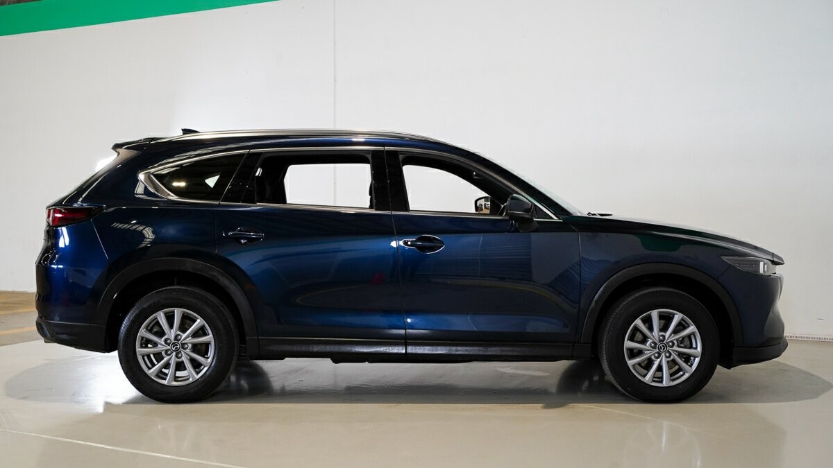Mazda Cx-8 image 3
