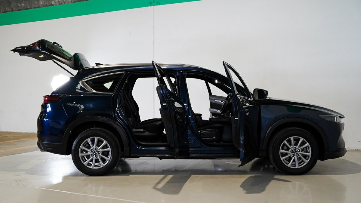 Mazda Cx-8 image 4