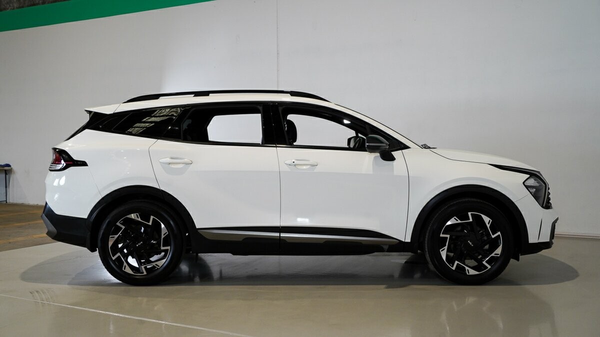 Kia Sportage image 3