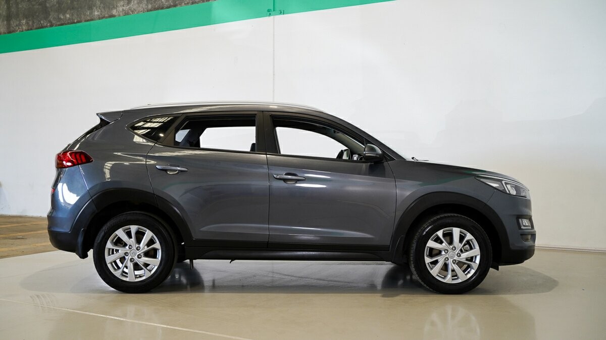 Hyundai Tucson image 3