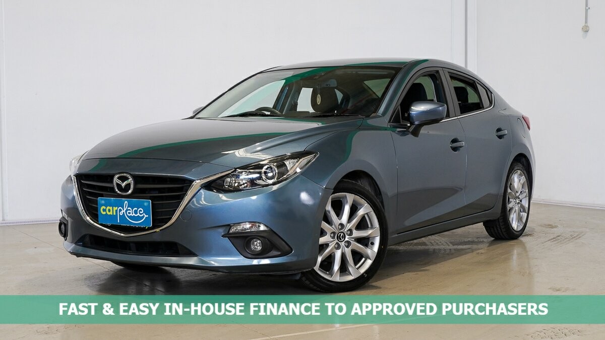 Mazda 3 image 1