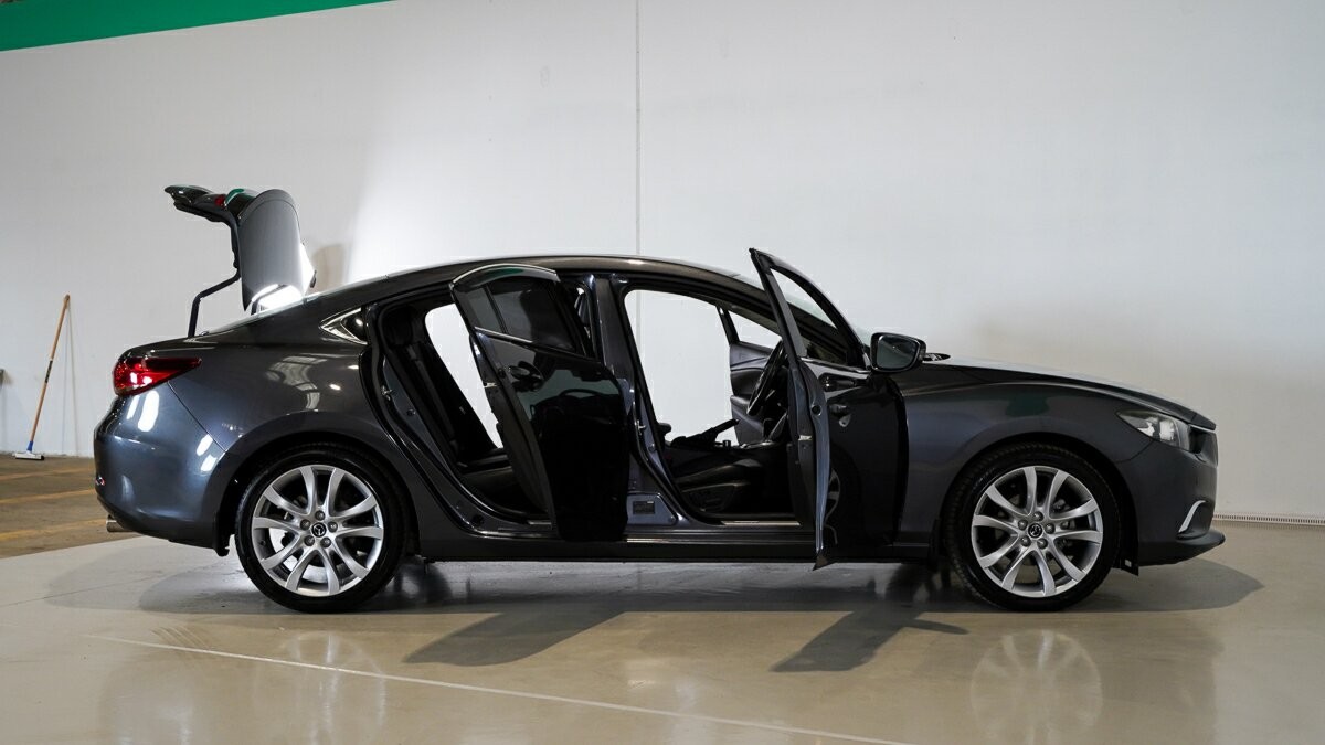 Mazda 6 image 4