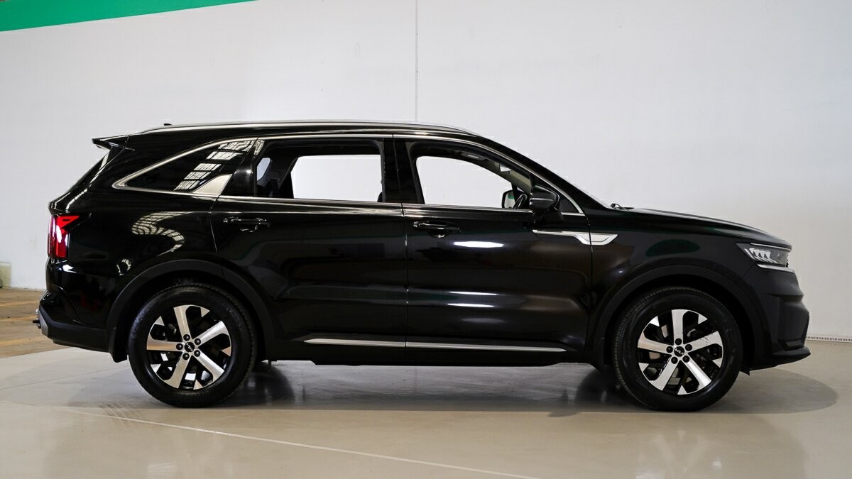 Kia Sorento image 3
