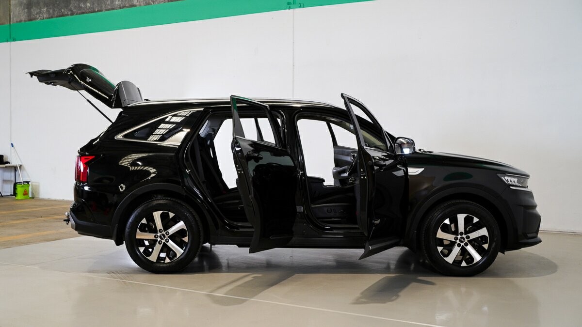 Kia Sorento image 4