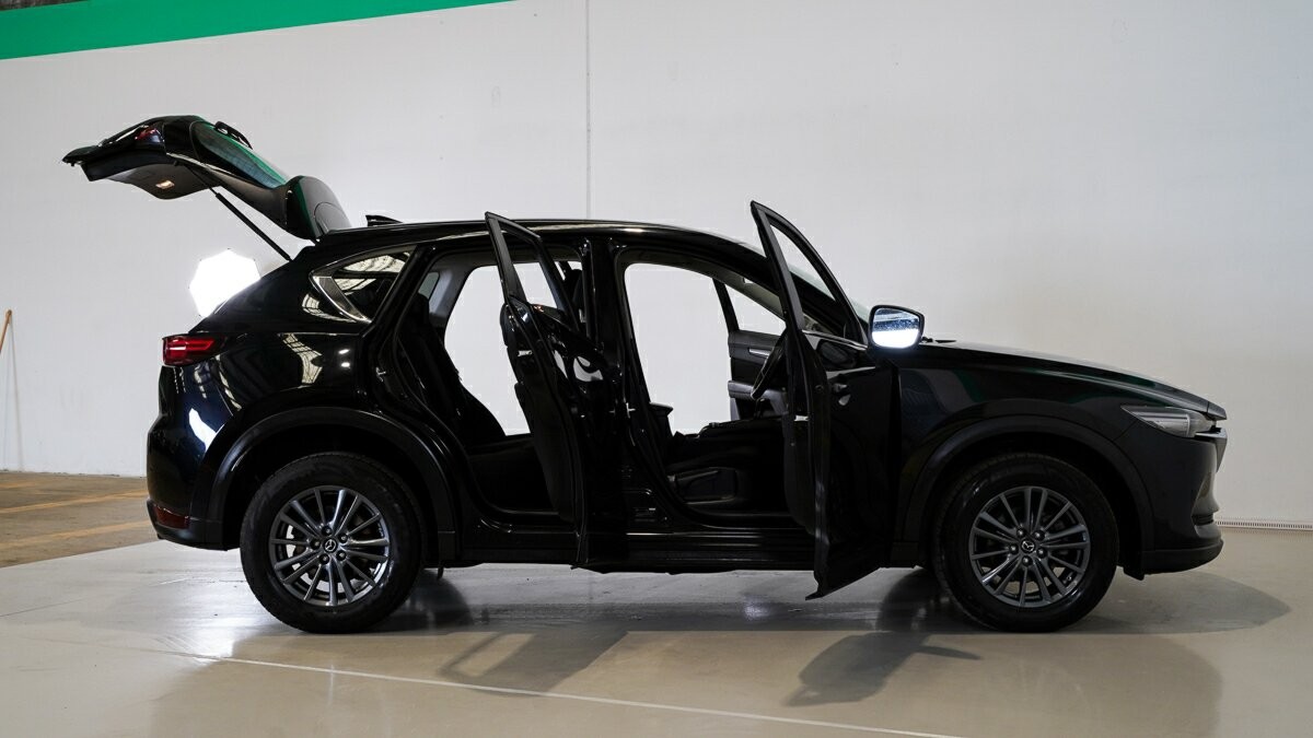 Mazda Cx-5 image 4