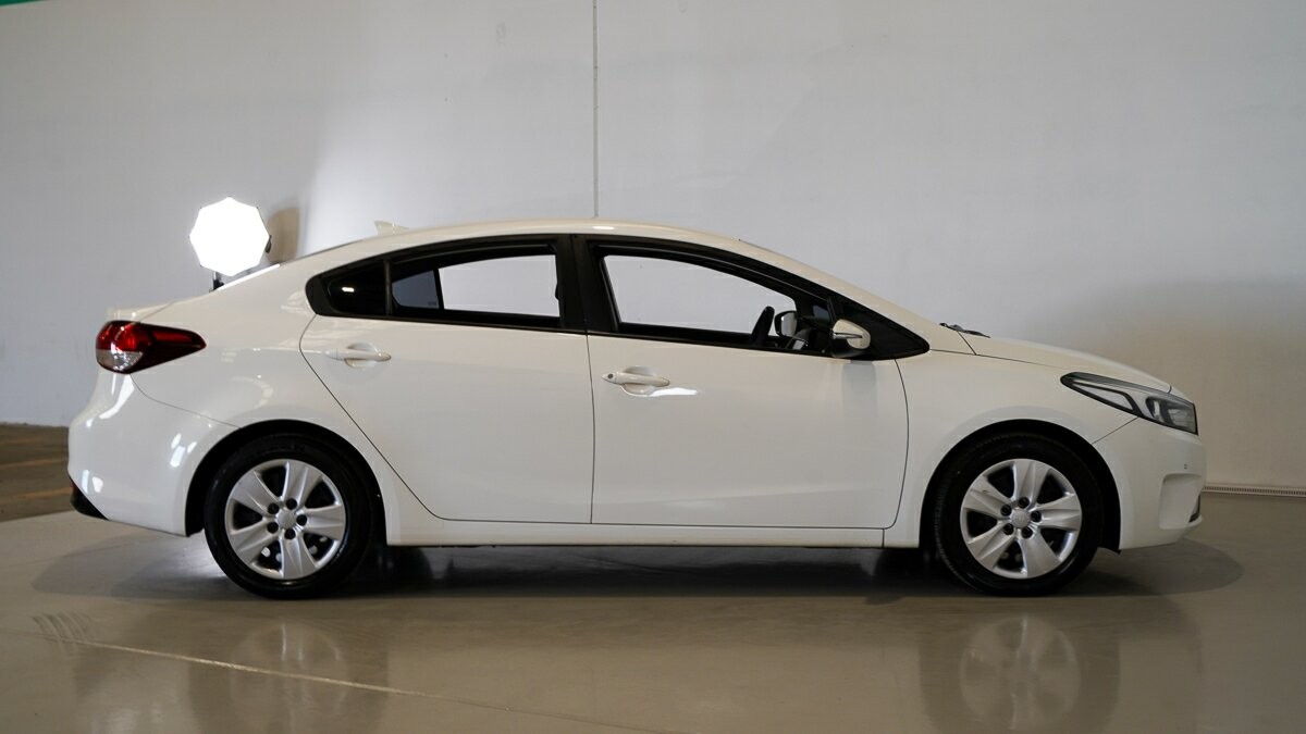 Kia Cerato image 3
