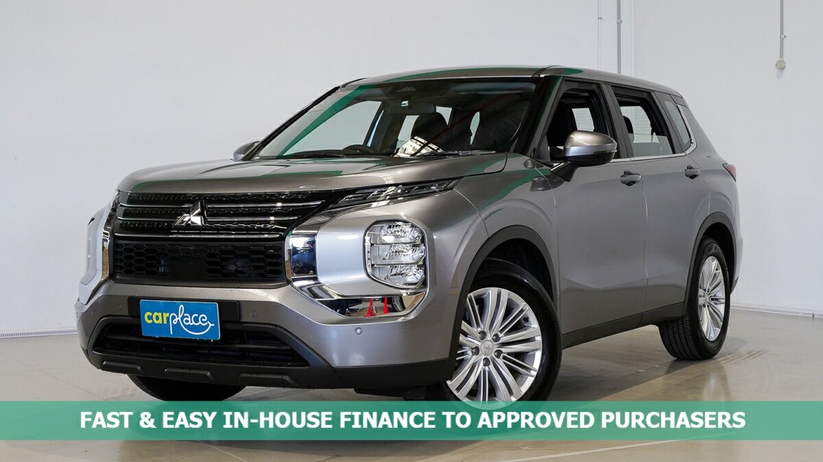 Mitsubishi Outlander image 1