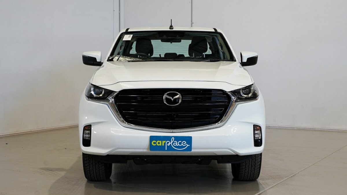 Mazda Bt-50 image 2