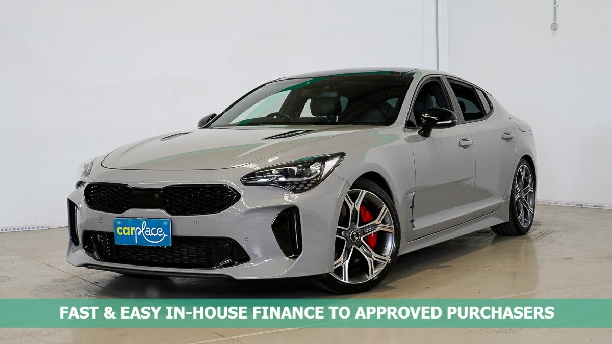 Kia Stinger image 1