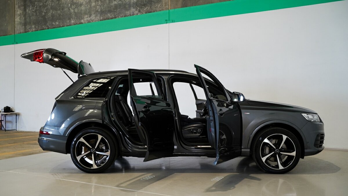 Audi Q7 image 4