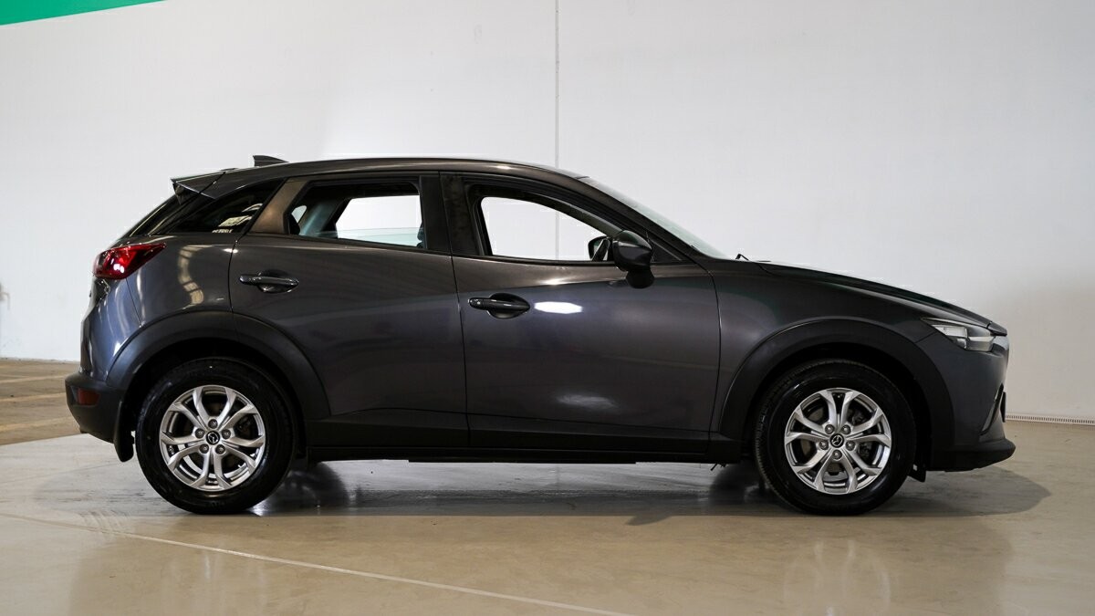 Mazda Cx-3 image 3