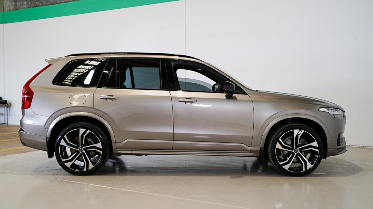 Volvo Xc90 image 3