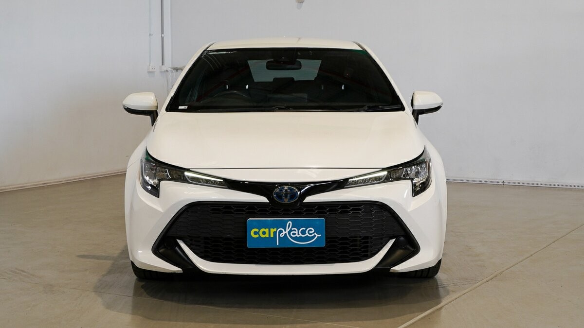 Toyota Corolla image 2