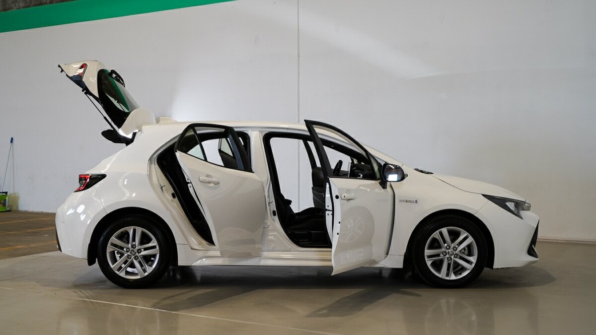 Toyota Corolla image 4