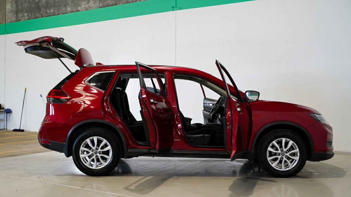 Nissan X-trail image 4