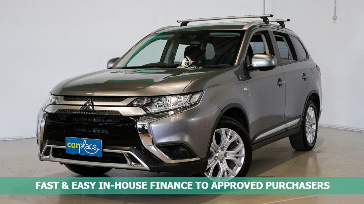 Mitsubishi Outlander image 1
