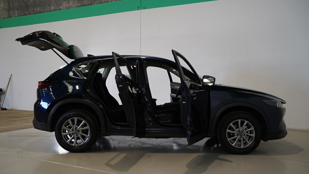 Mazda Cx-5 image 4