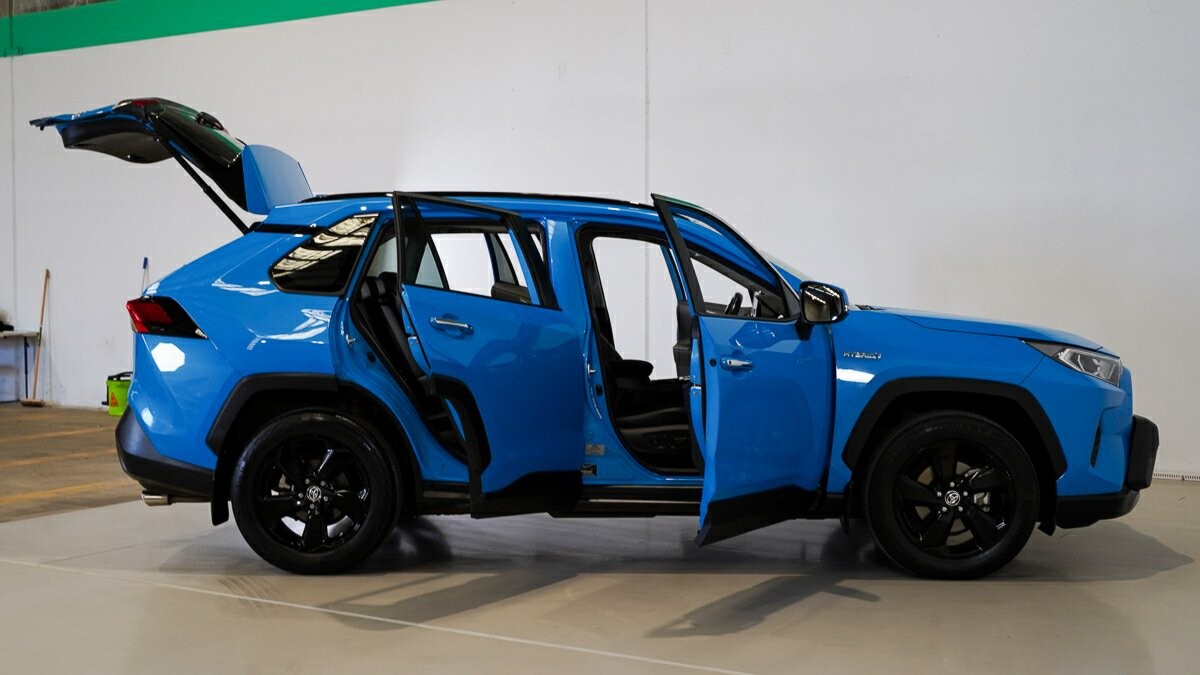 Toyota Rav4 image 4