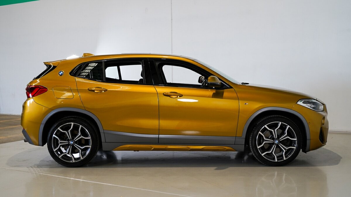BMW X2 image 3