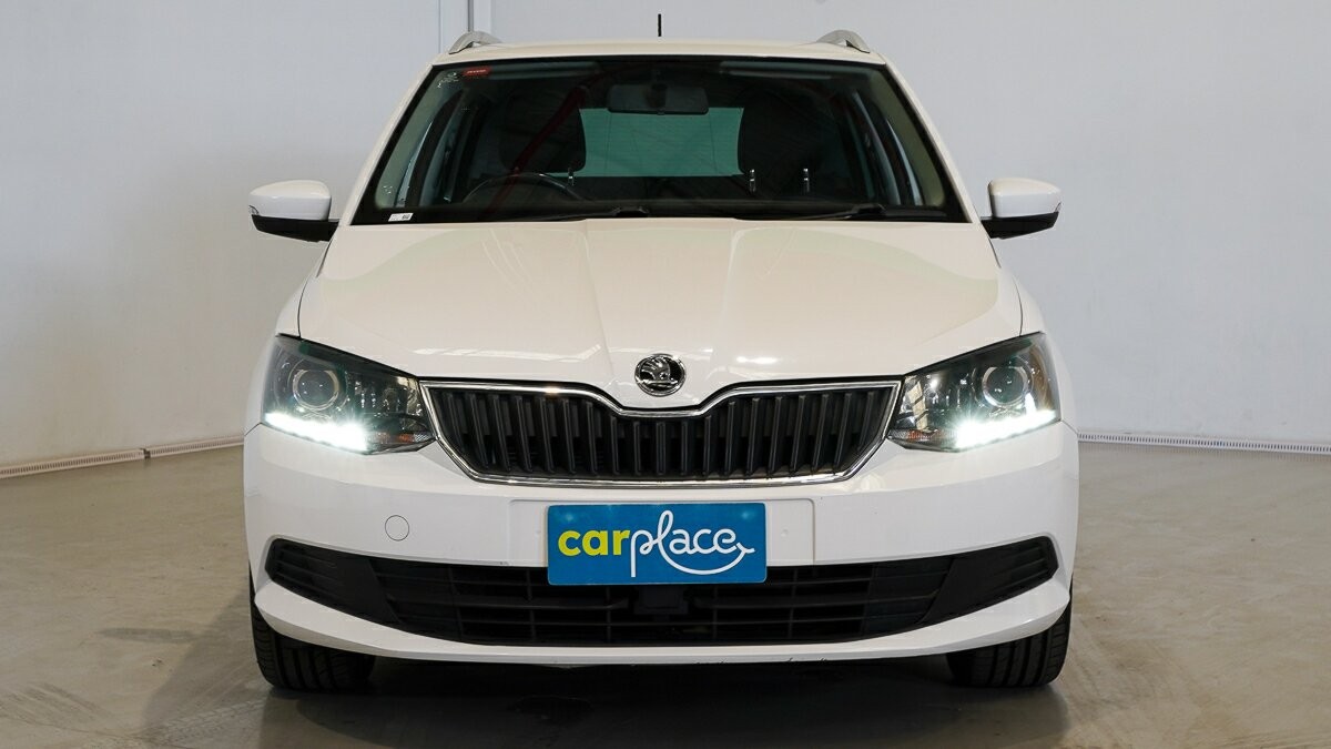 Skoda Fabia image 2