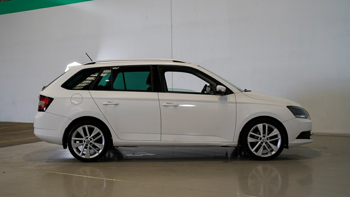 Skoda Fabia image 3