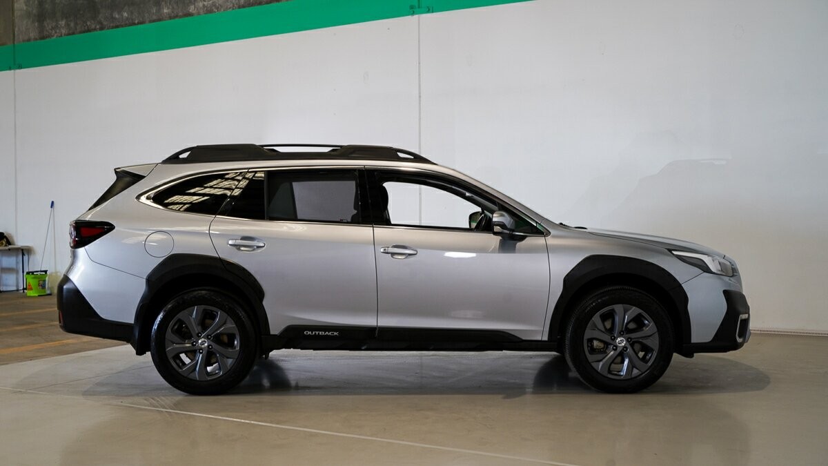 Subaru Outback image 3