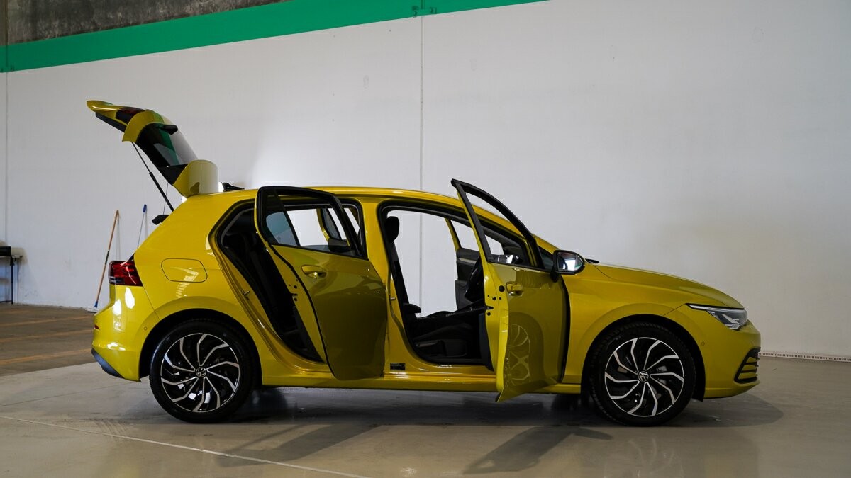 Volkswagen Golf image 4