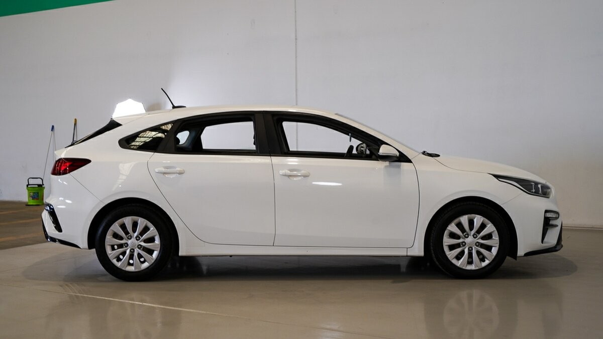 Kia Cerato image 3