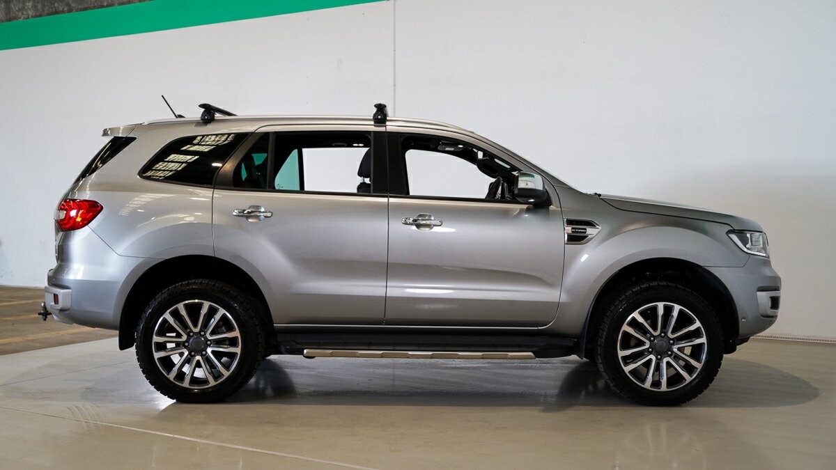 Ford Everest image 3