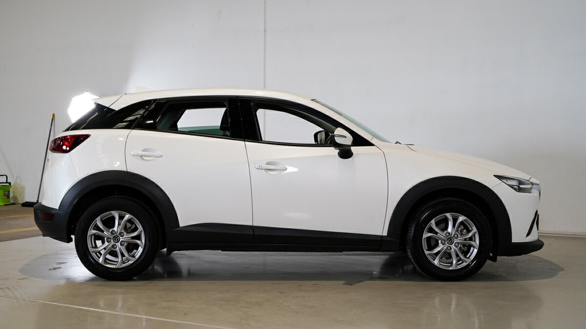 Mazda Cx-3 image 3