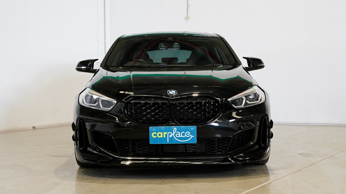 BMW 1 Series image 2